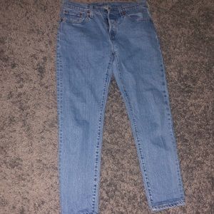 levi’s mom jeans